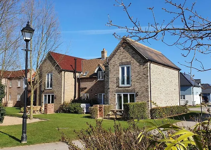John At The Bay, Hébergement de vacances